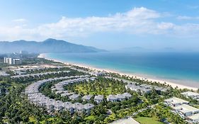 Meliá Vinpearl Cam Ranh Beach Resort